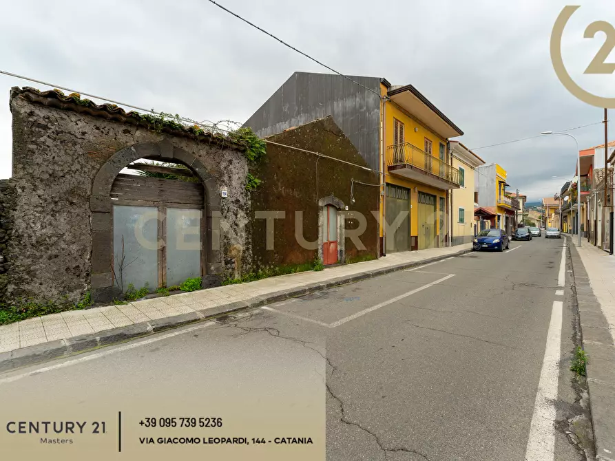 Immagine 10 di Rustico / casale in vendita  in Via Alessandro Manzoni 152 a Viagrande