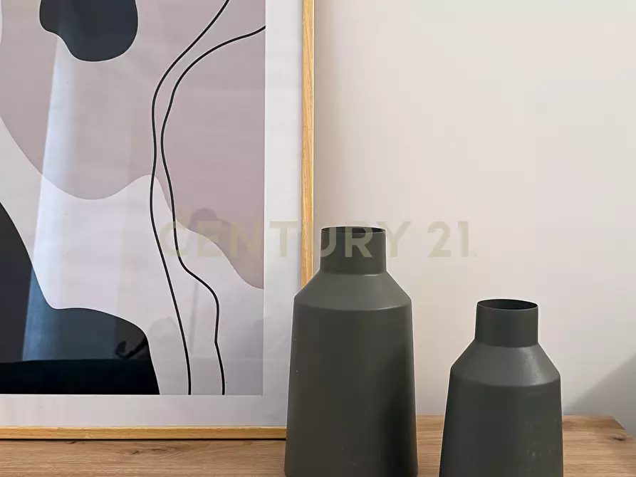 Immagine 55 di Appartamento in vendita  in Via Lampedusa a Roma