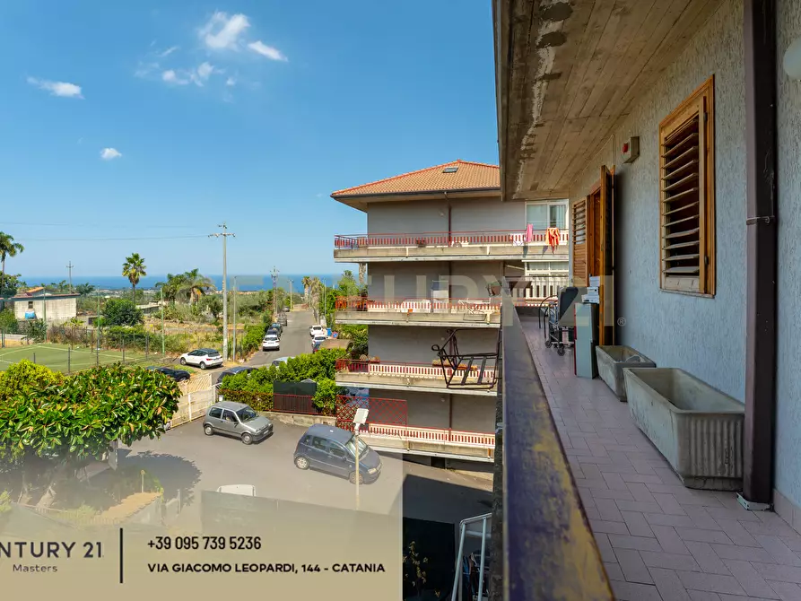 Immagine 1 di Quadrilocale in vendita  in Via Gesualdo Bufalino 1 a Aci Catena