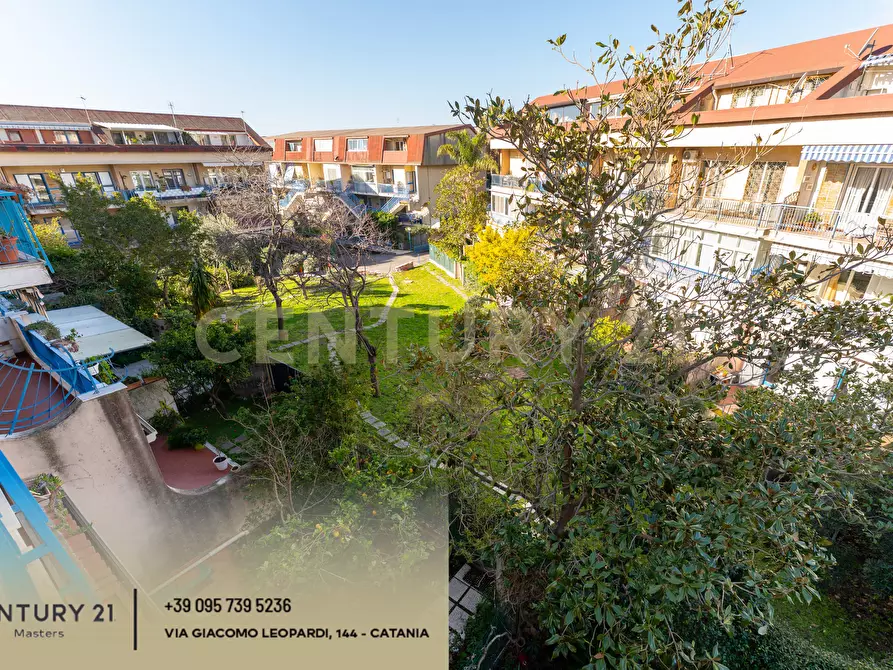 Immagine 74 di Casa semindipendente in vendita  in Via G. Leopardi 1 a Sant'agata Li Battiati