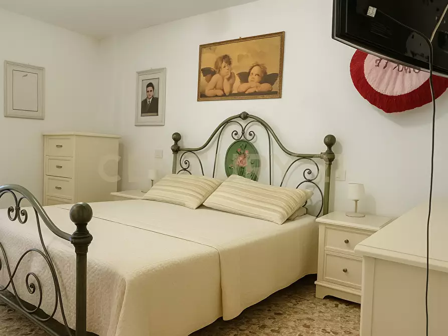 Immagine 14 di Pentalocale in vendita  in Via La Marmora a Abbadia San Salvatore