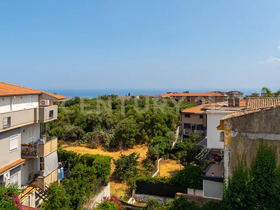 Immagine 51 di Casa semindipendente in vendita  in Via Duca degli Abruzzi 105 a San Giovanni La Punta