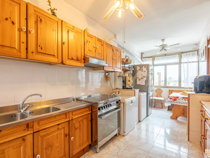 Immagine 18 di Trilocale in vendita  in Via Ettore Arena 201 a Roma