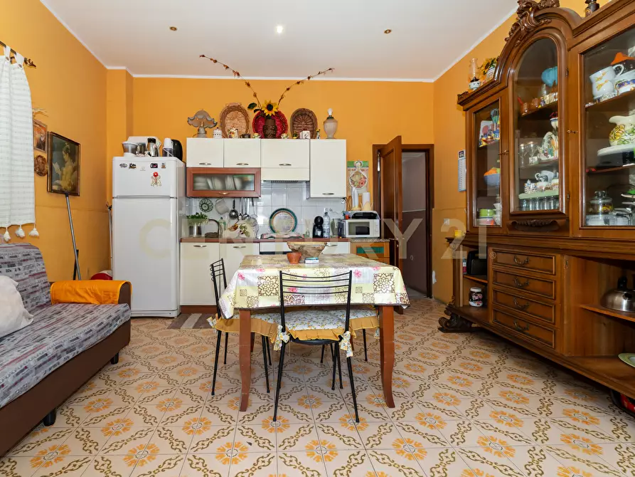 Immagine 2 di Trilocale in vendita  in VIA DELLE MEDAGLIE D'ORO 66 a Catania