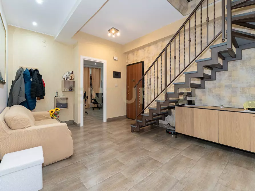 Immagine 11 di Attico in vendita  in Via Macello 13/A a Catania