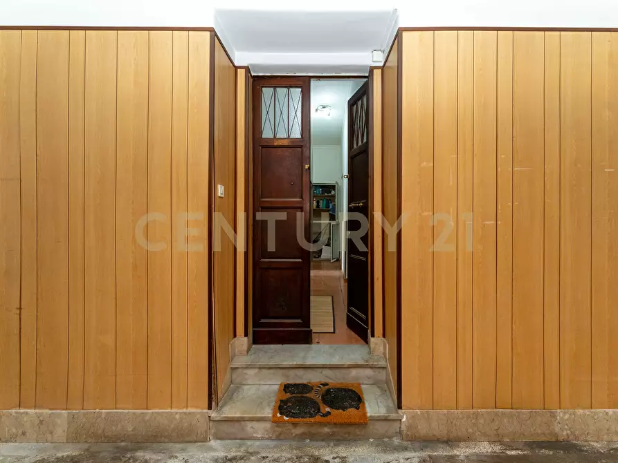 Immagine 31 di Trilocale in vendita  in Via Napoli 43 a Catania