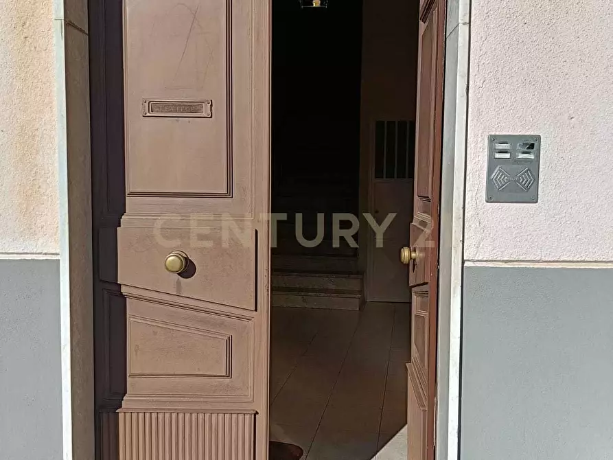 Immagine 23 di Quadrilocale in vendita  in Via Omero 65 a Bronte