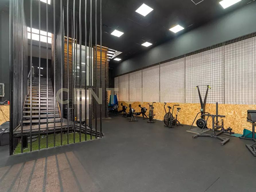 Immagine 44 di Attività commerciale in vendita  in Viale del Commercio a Misterbianco