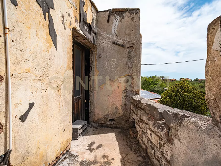 Immagine 11 di Quadrilocale in vendita  in Via Gravina 42 a Tremestieri Etneo