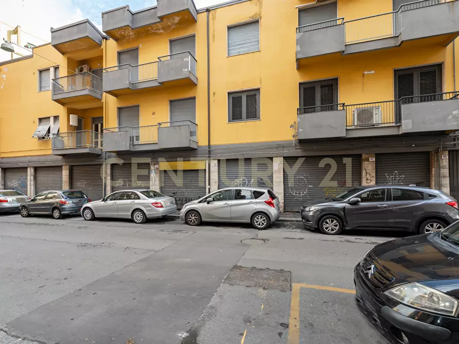 Immagine 6 di Garage in vendita  in Via Enna 13 a Catania