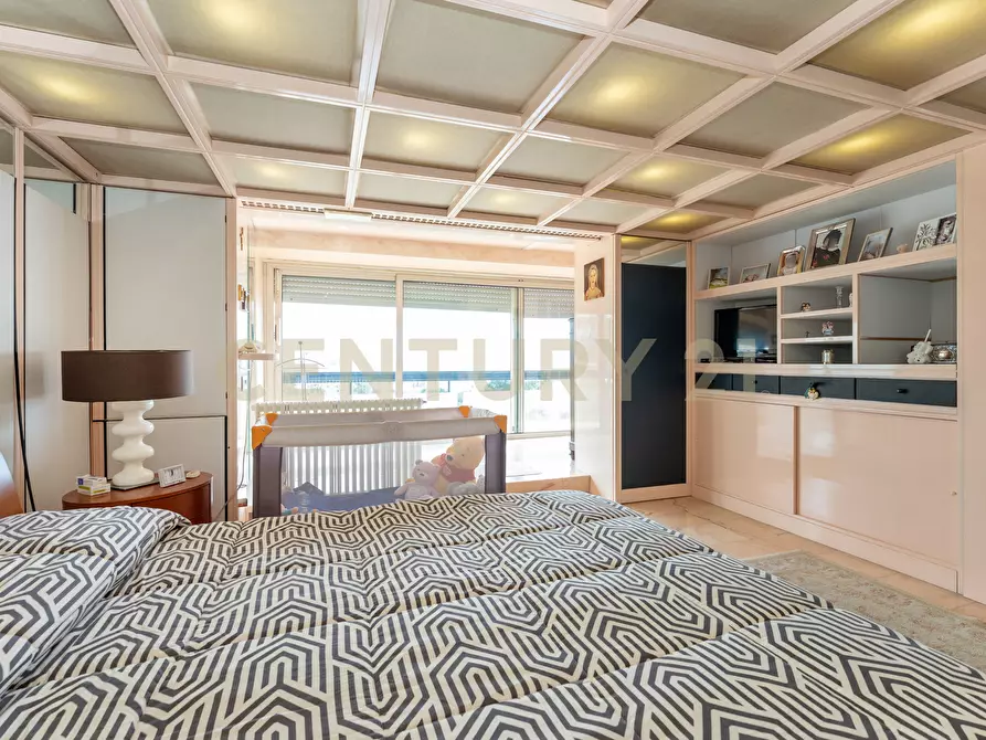 Immagine 69 di Villa in vendita  in Via G. Pezzana 11 a Aci Castello