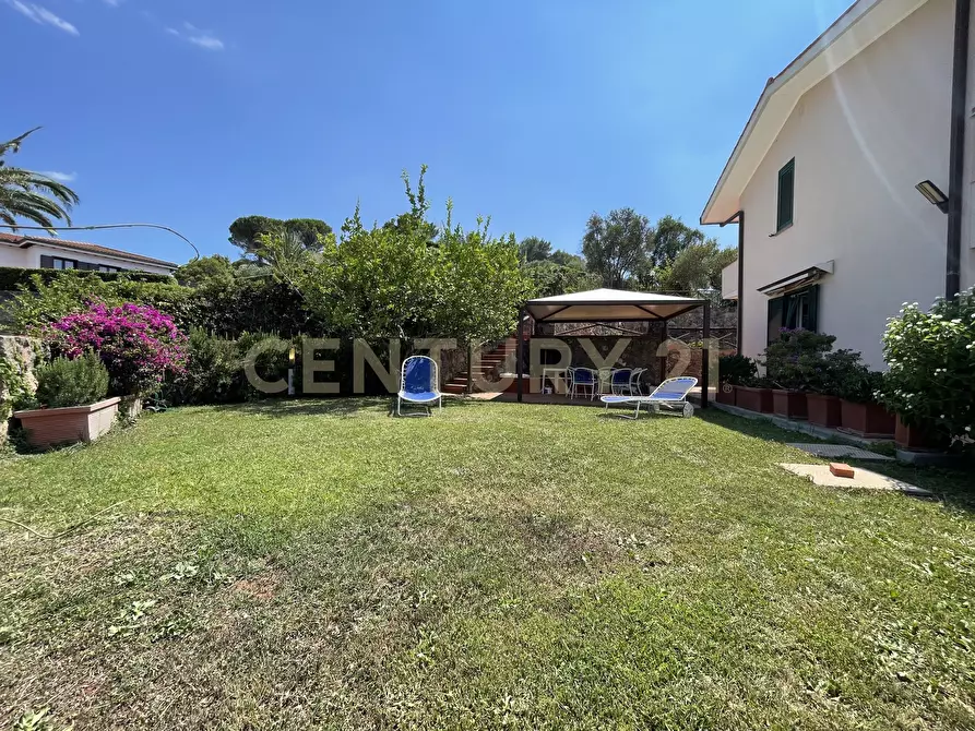 Immagine 31 di Trilocale in vendita  in Via della cacciarella a Monte Argentario