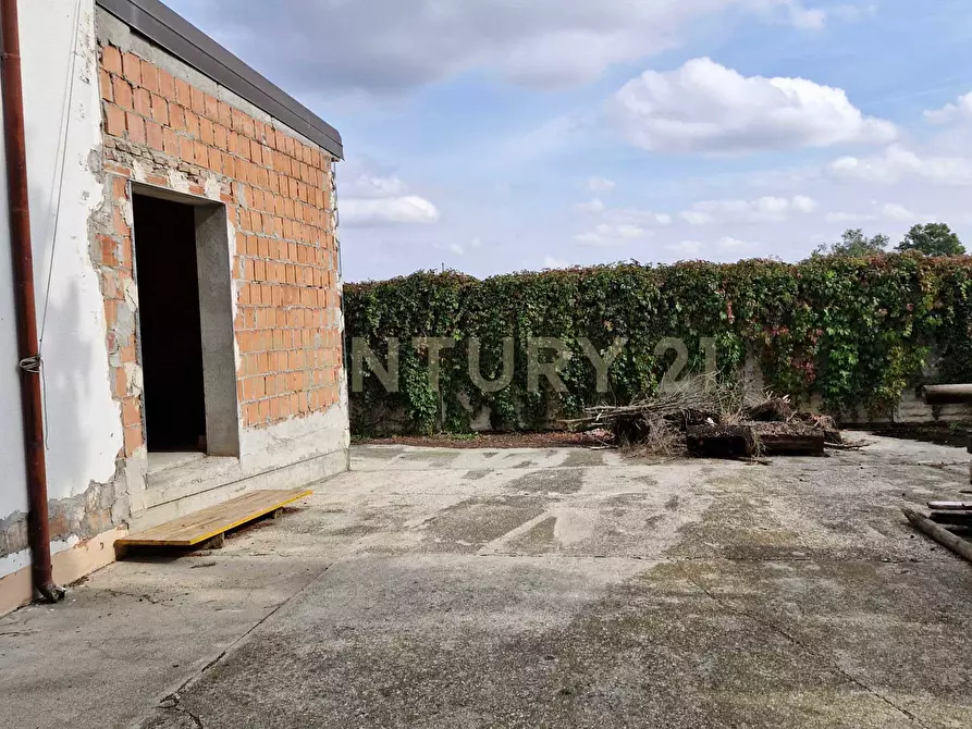 Immagine 4 di Casa indipendente in vendita  in via cavetto di mezzo 20 a Castelnovo Bariano