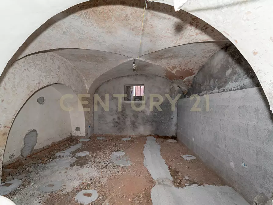 Immagine 9 di Villa in vendita  in Via Quartiere Longo 18 a Aci Castello