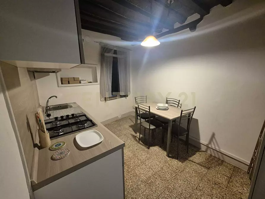 Immagine 7 di Bilocale in vendita  in Piazza Porta Conti 23 a Civitella Paganico