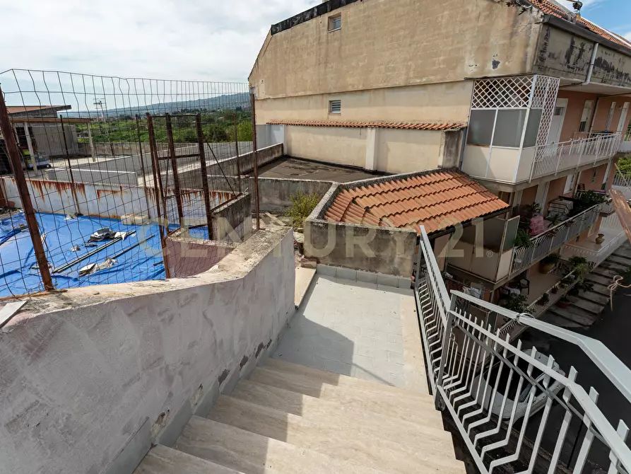 Immagine 33 di Bilocale in vendita  in via regina del cielo 125/b a Fiumefreddo Di Sicilia