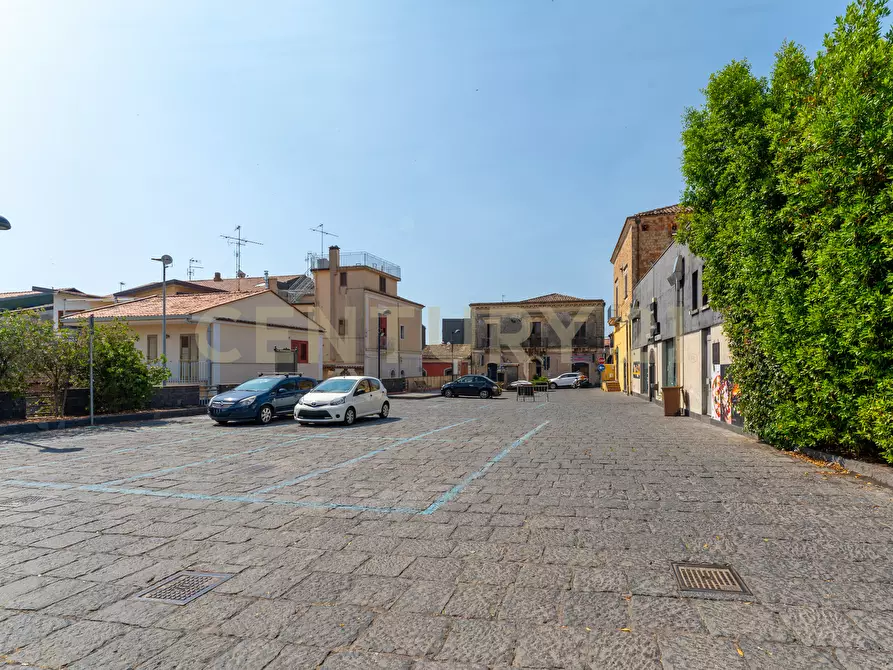 Immagine 32 di Casa indipendente in vendita  in Via Giuseppe Garibaldi 68-70-72 a Nicolosi