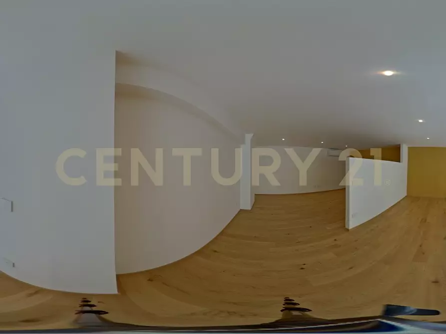 Immagine 21 di Loft/Open space in vendita  in Via dell'Olmata 30 a Roma