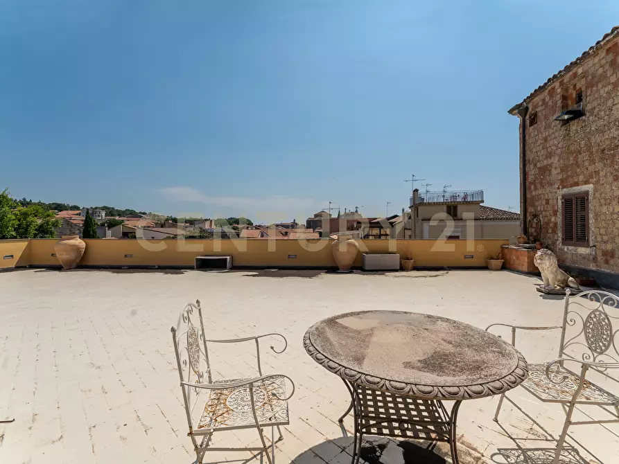 Immagine 104 di Casa indipendente in vendita  in Via Giuseppe Garibaldi 68-70-72 a Nicolosi