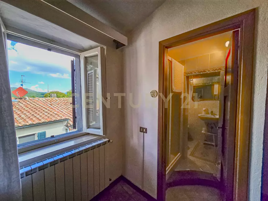 Immagine 13 di Casa bifamiliare in vendita  in Via Monte Rosa 1 a Semproniano