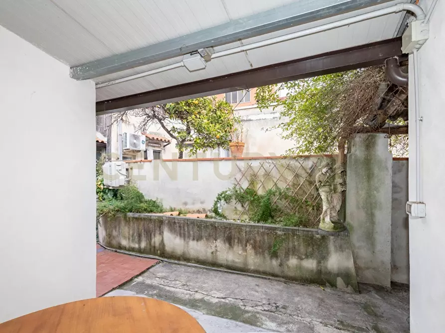 Immagine 31 di Casa indipendente in vendita  in Vico Palermo 10 a Gravina Di Catania