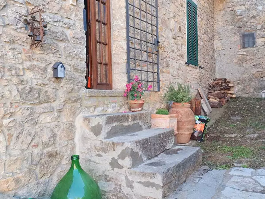 Immagine 2 di Appartamento in vendita  in via pò 14 a Semproniano