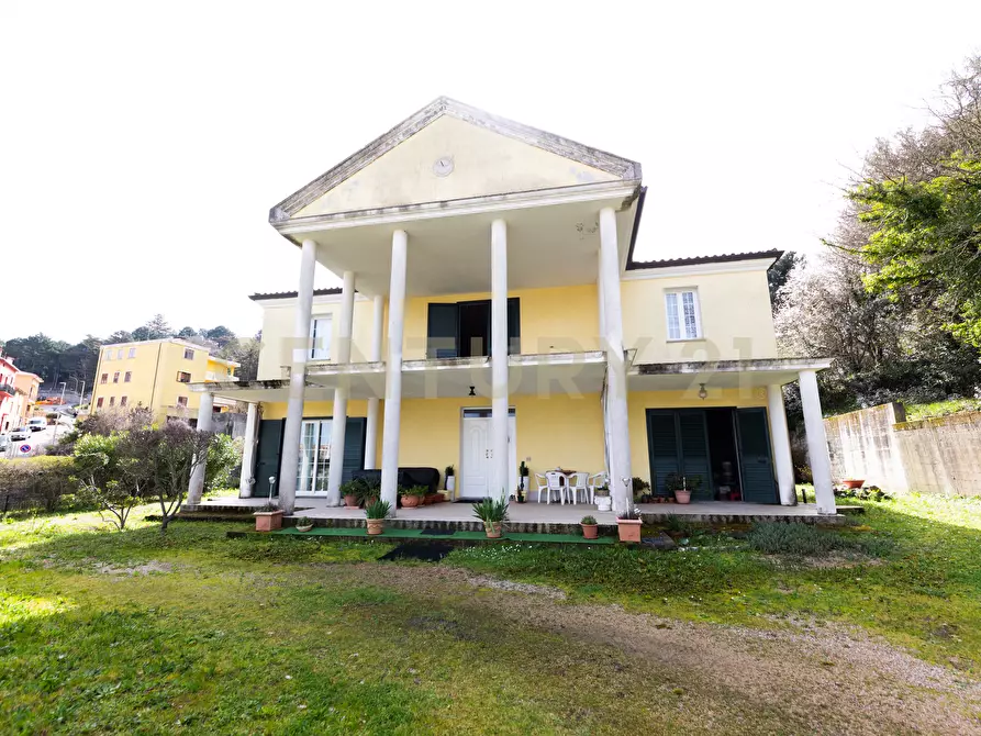 Immagine 32 di Villa in vendita  in Via Giacomo Puccini a Tempio Pausania