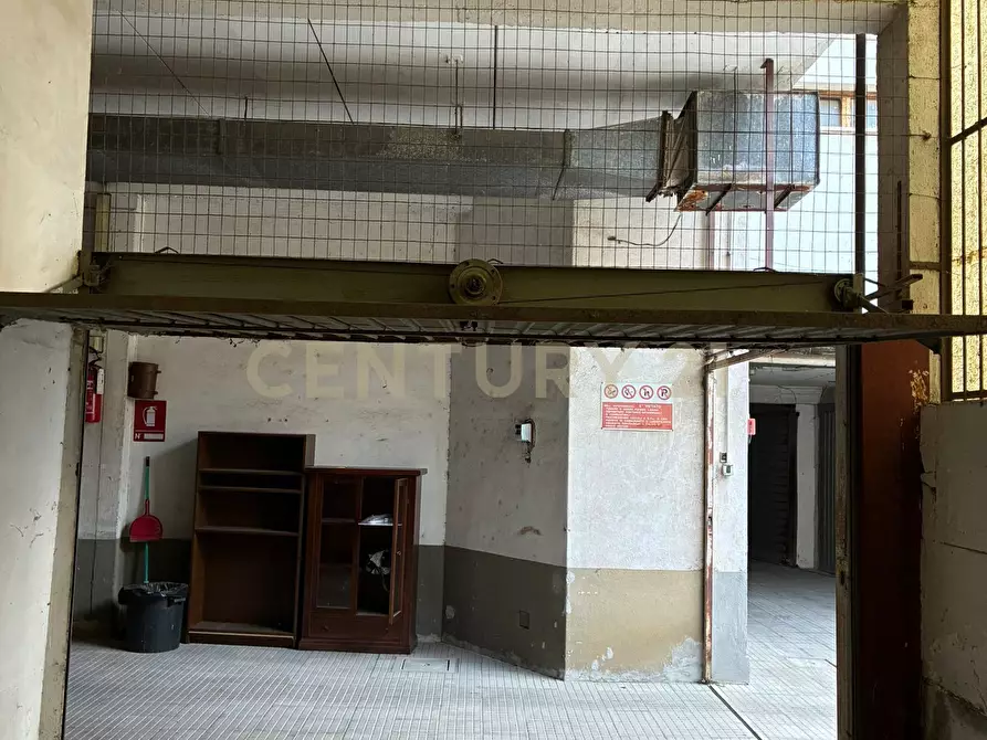 Immagine 20 di Garage in vendita  in Via Chiusi 80 a Roma