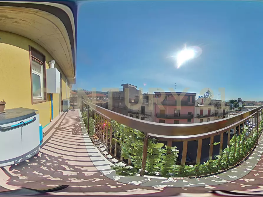 Immagine 60 di Quadrilocale in vendita  in Via Jacopo Vignerio 5 a Catania
