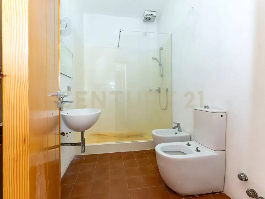 Immagine 18 di Villa in vendita  in Via Gallinaro 22 a Aci Castello