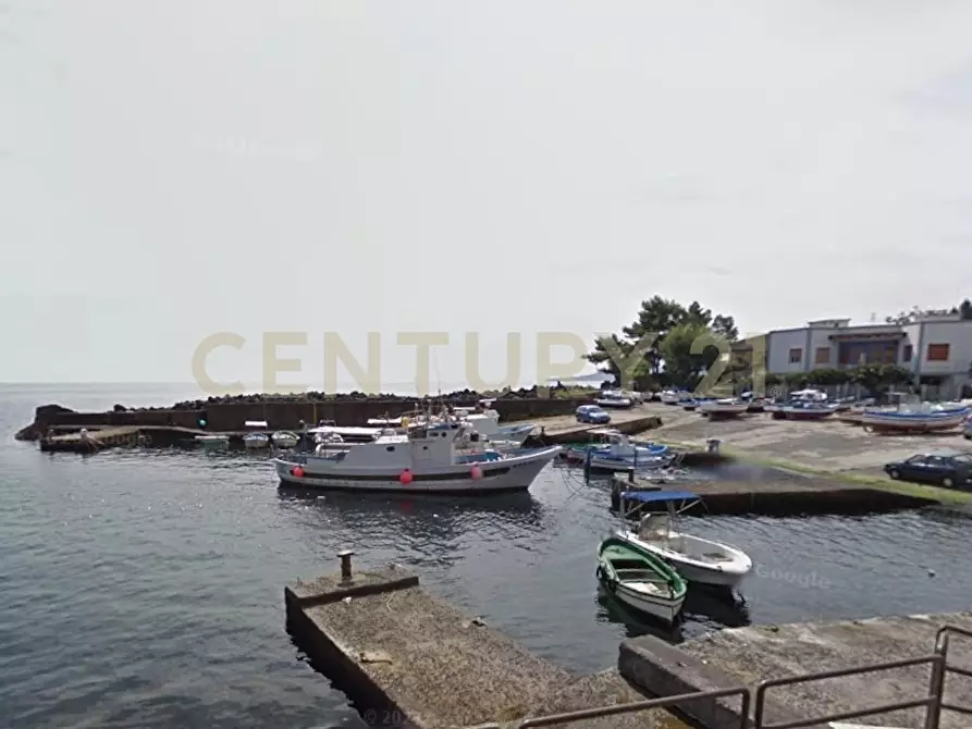 Immagine 26 di Appartamento in vendita  in Via del Mare 8 a Acireale