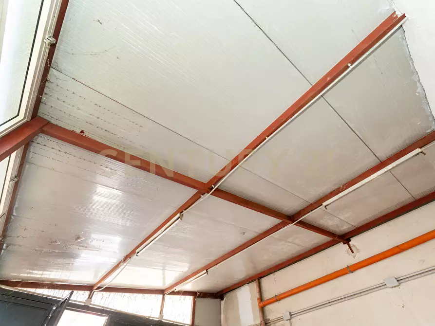 Immagine 15 di Garage in vendita  in Via Antonio de Curtis 27 a Misterbianco