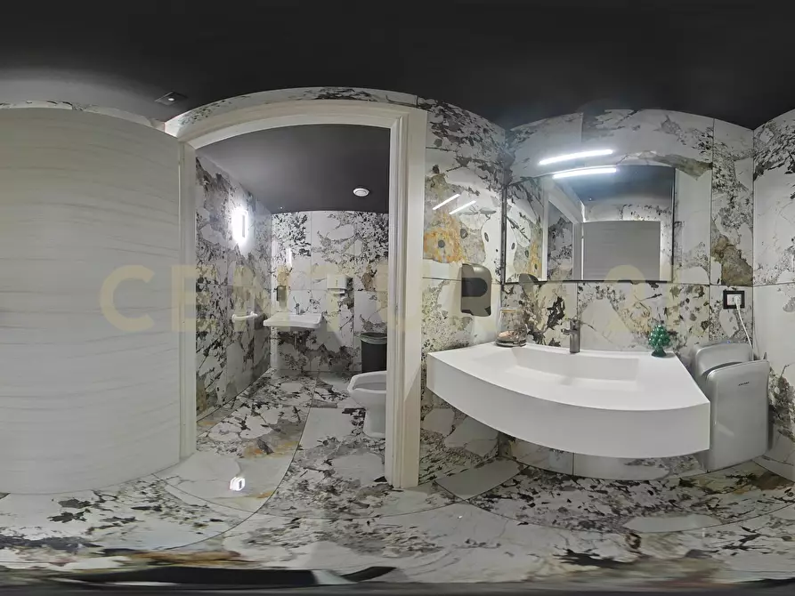 Immagine 52 di Attività commerciale in vendita  in Corso Indipendenza 131 a Catania