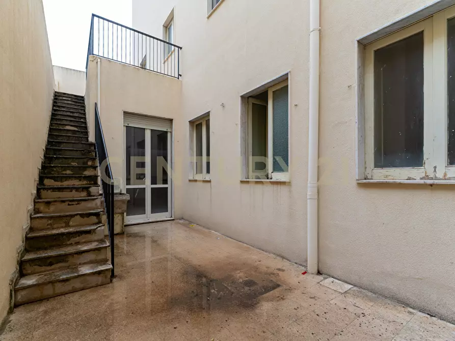 Immagine 25 di Pentalocale in vendita  in Via Principe Umberto 397 a Augusta