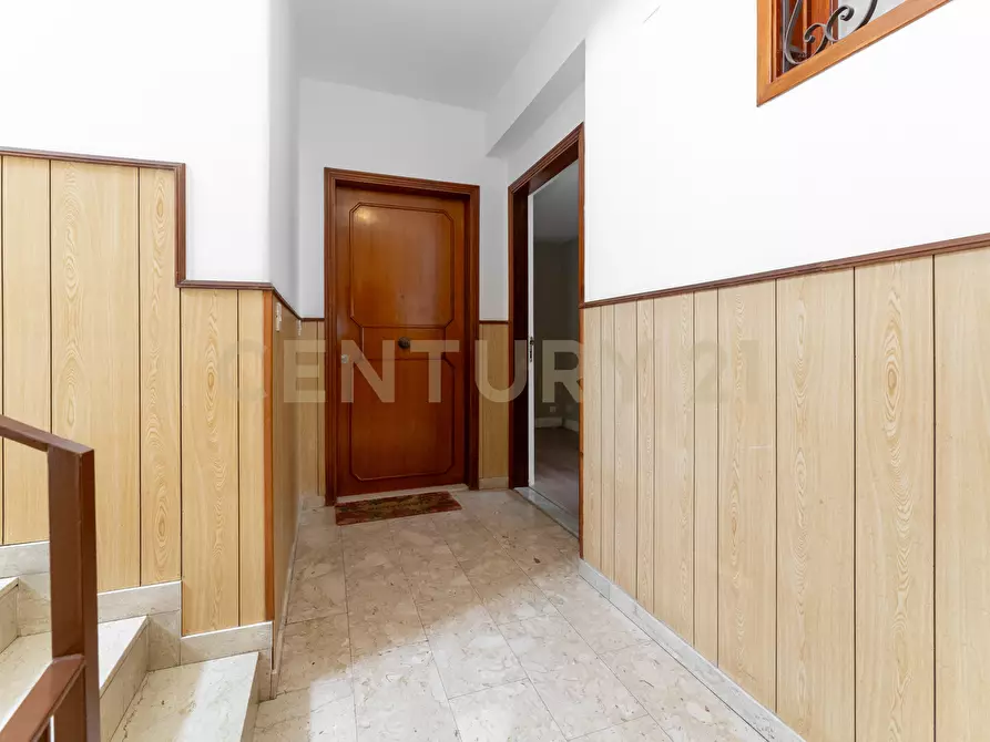 Immagine 17 di Trilocale in vendita  in Via Livorno 101 a Aci Castello