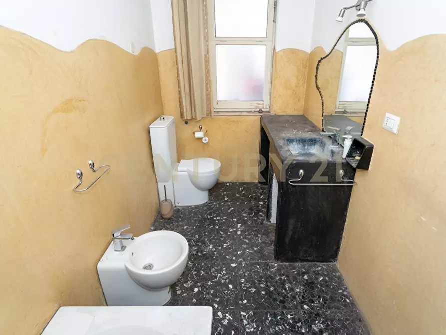 Immagine 18 di Quadrilocale in vendita  in Via Giuseppe Patanè a Catania