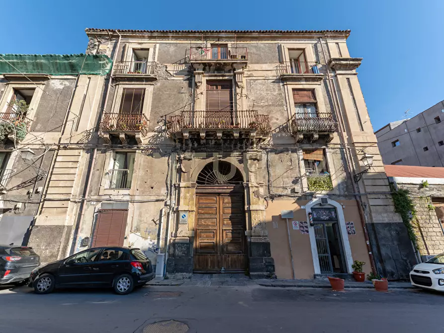 Immagine 56 di Appartamento in vendita  in Via del Vecchio Bastione a Catania