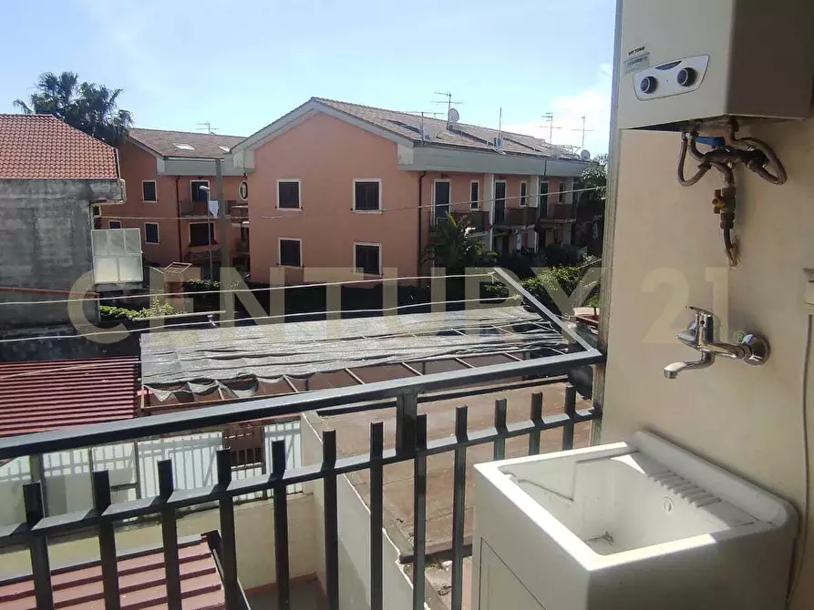 Immagine 9 di Bilocale in vendita  in Via Luigi Settembrini 2 a Giarre