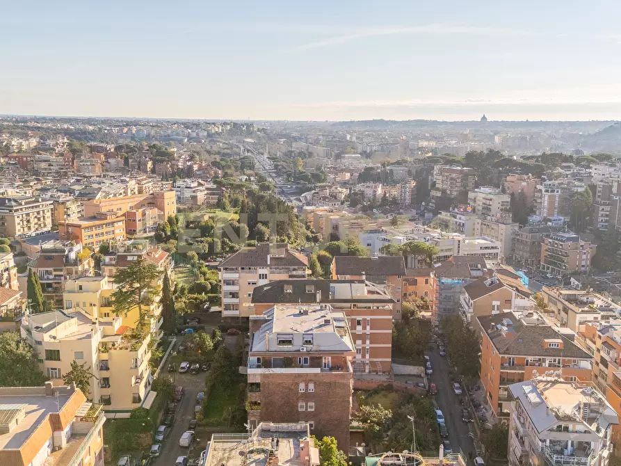 Immagine 56 di Attico in vendita  in Via Francesco Borgatti 18 a Roma