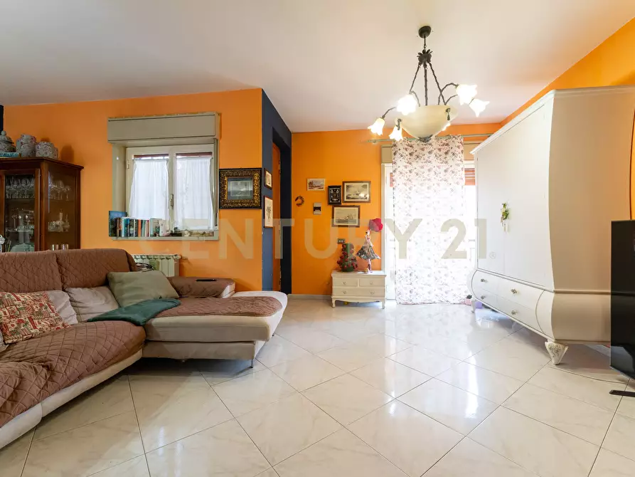 Immagine 5 di Appartamento in vendita  in Via Rua 78 a Aci Catena