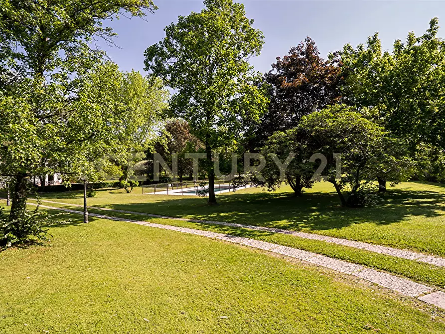 Immagine 158 di Villa in vendita  in Via Adige 25 a Brentino Belluno