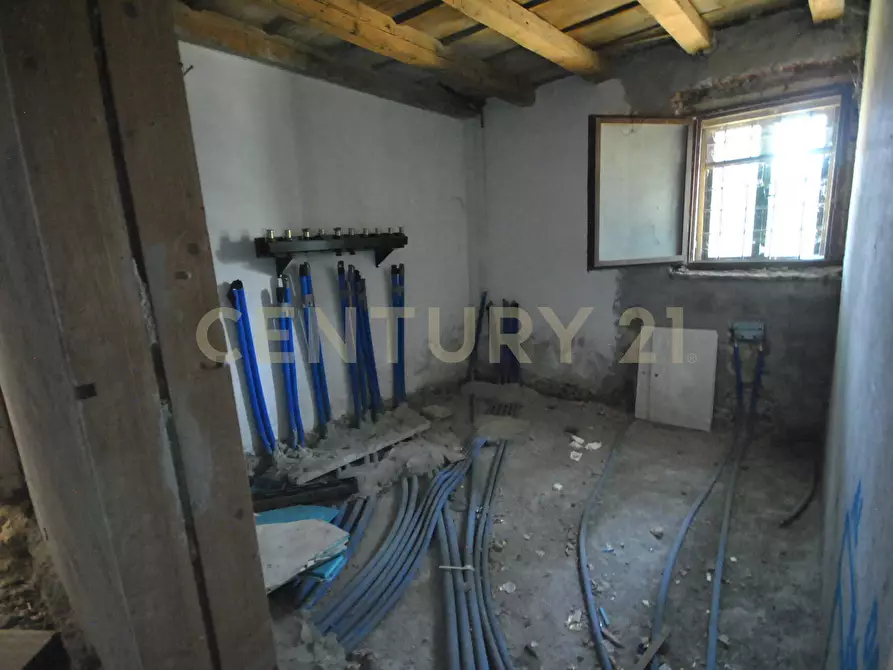 Immagine 20 di Palazzo in vendita  in Via Padovana 1a a Arcole