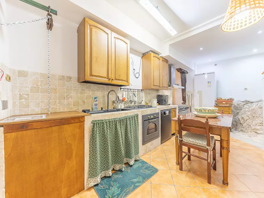 Immagine 30 di Villa in vendita  in Via Vittorio Emanuele 22 a Serrone