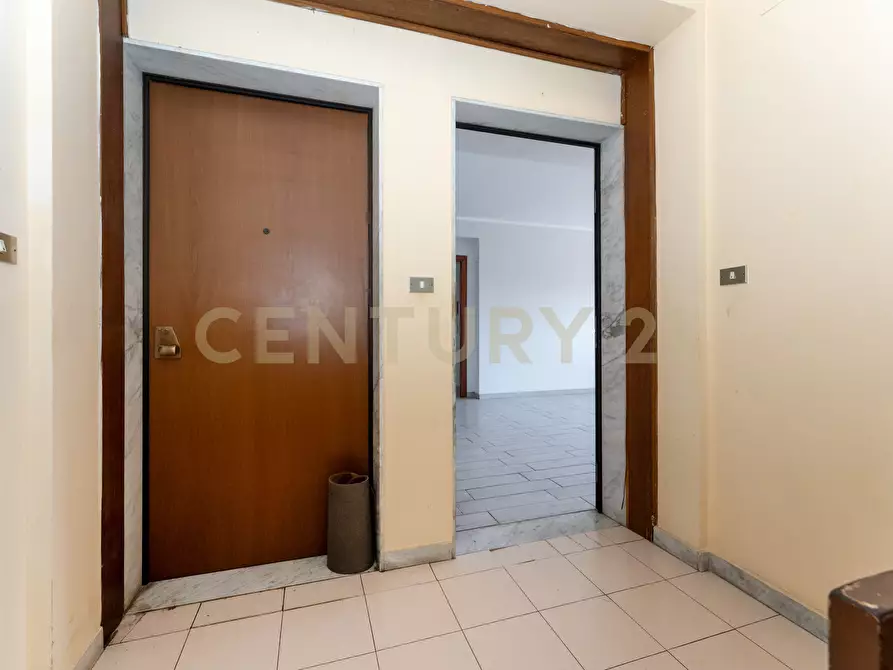 Immagine 36 di Trilocale in vendita  in Via Firenze 112 a Aci Castello