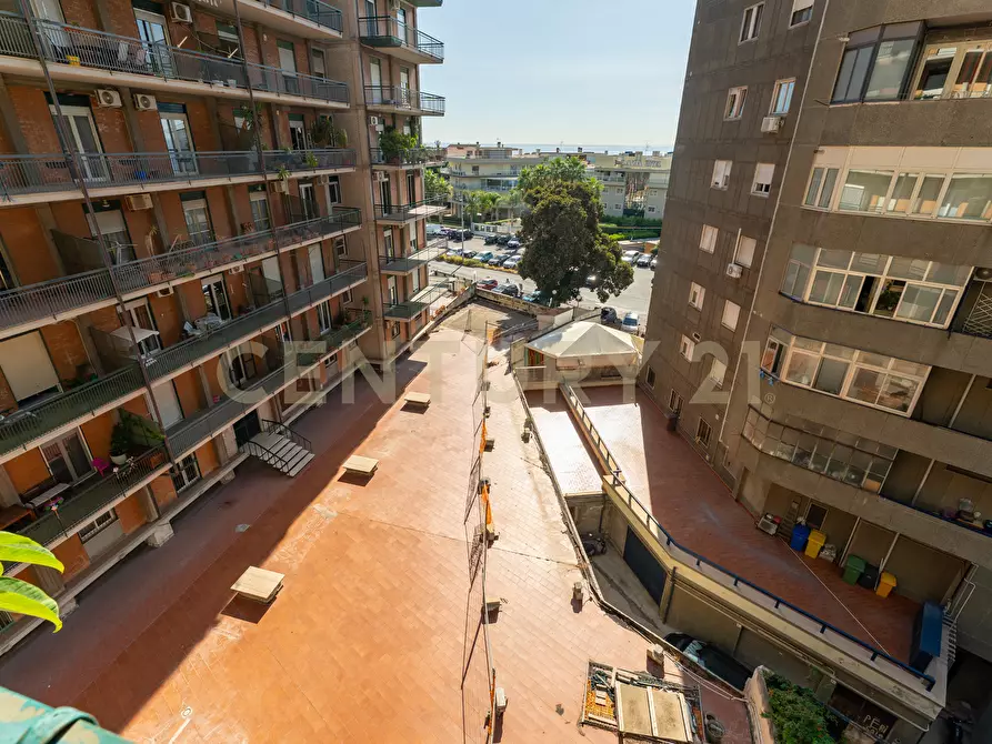 Immagine 7 di Appartamento in vendita  in Viale Alcide De Gasperi 187 a Catania