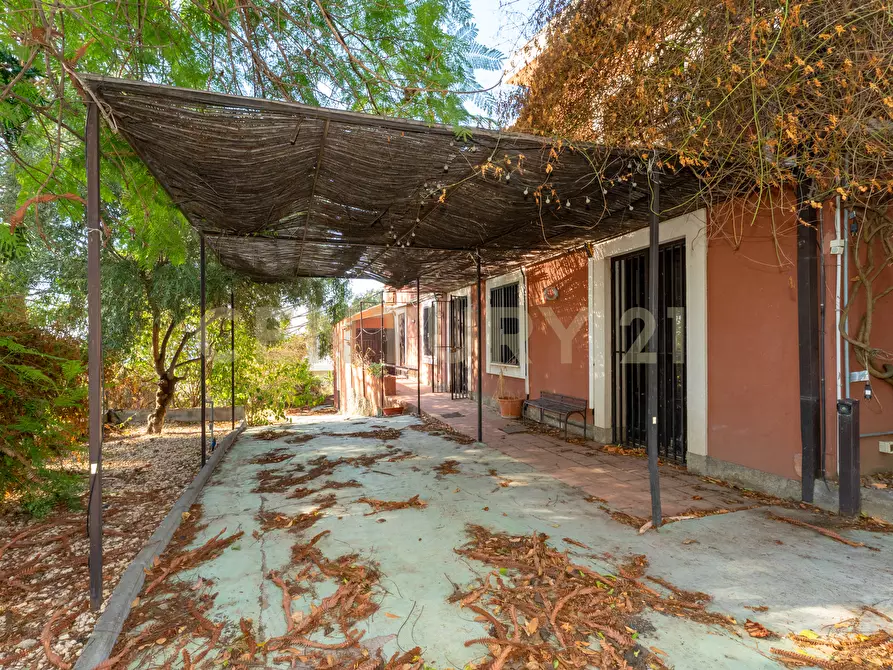 Immagine 6 di Villa in vendita  in Via Gallinaro 22 a Aci Castello