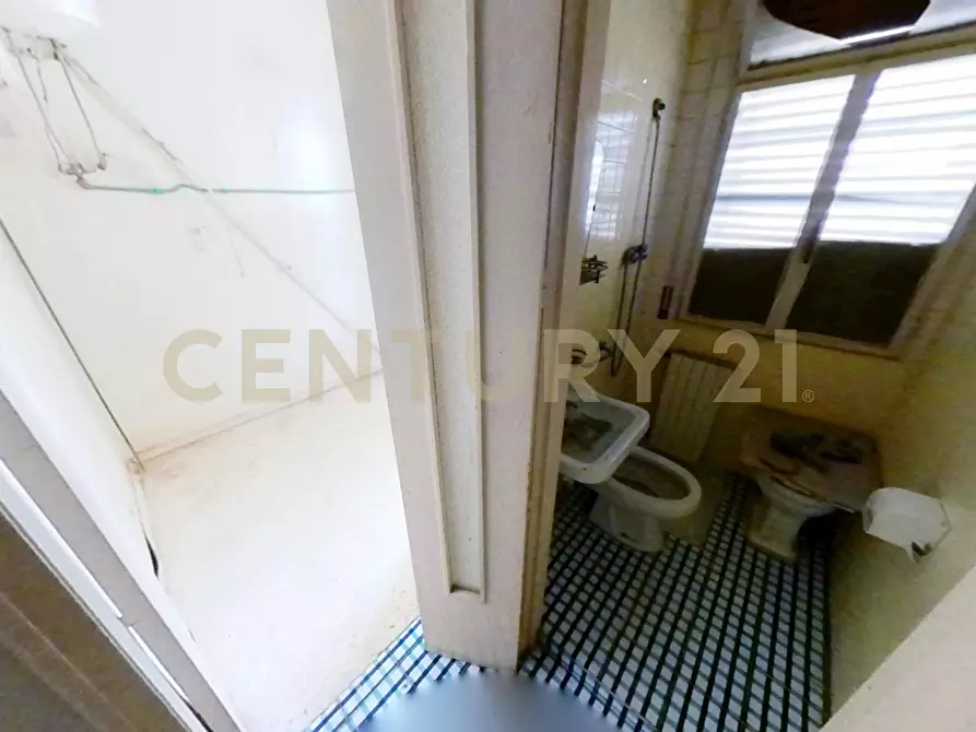 Immagine 30 di Pentalocale in vendita  in Corso Umberto I 1C a Modica