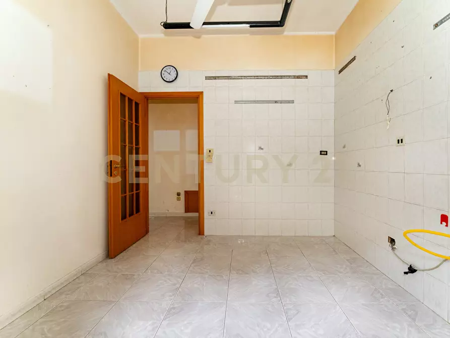 Immagine 6 di Pentalocale in vendita  in Via Stefano Vitale 12 a Catania