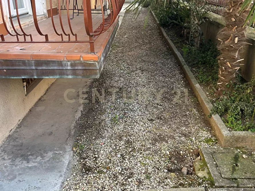 Immagine 37 di Trilocale in vendita  in Via Pier Fortunato Calvi 49 a Verona