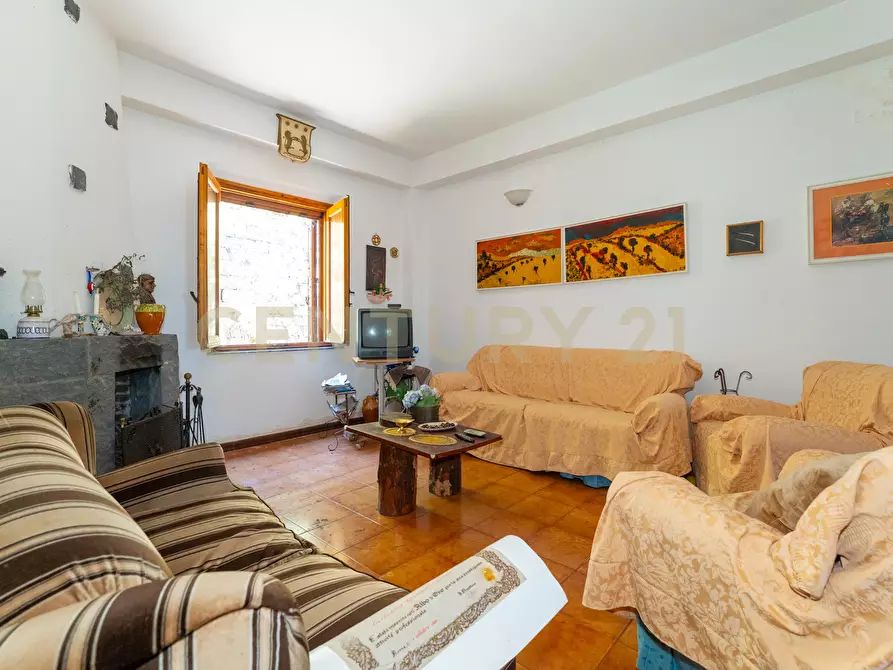 Immagine 30 di Villa in affitto  in Strada Regionale Mareneve SNC a Linguaglossa